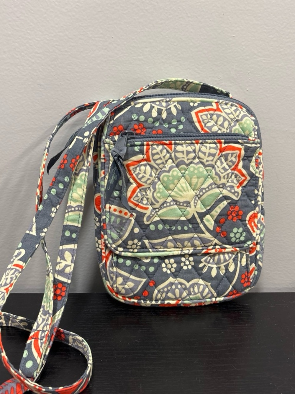 Vera Bradley Quilted Floral Crossbody Bag in Gray Multi purse travel lightweight